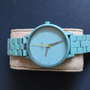Nixon 'the Kensington'